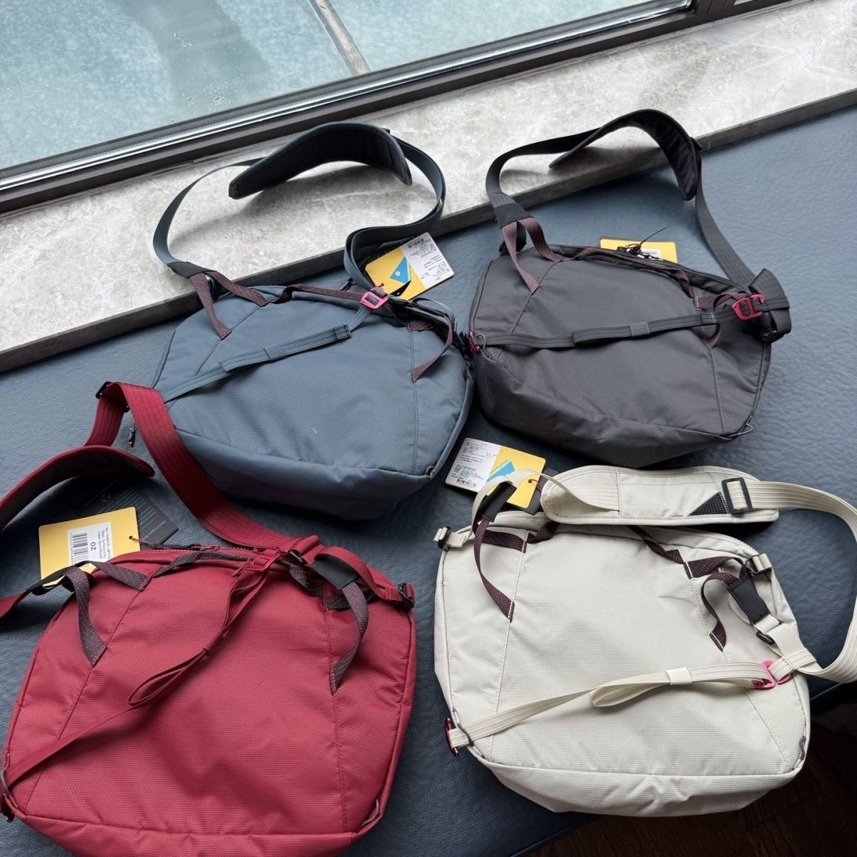8L Outdoor Messenger Bag Large - огляд і ціна Cycling For Commute