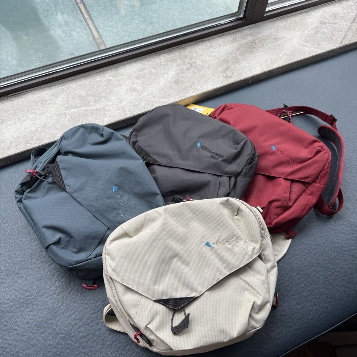 8L Outdoor Messenger Bag Large - огляд і ціна Cycling For Commute
